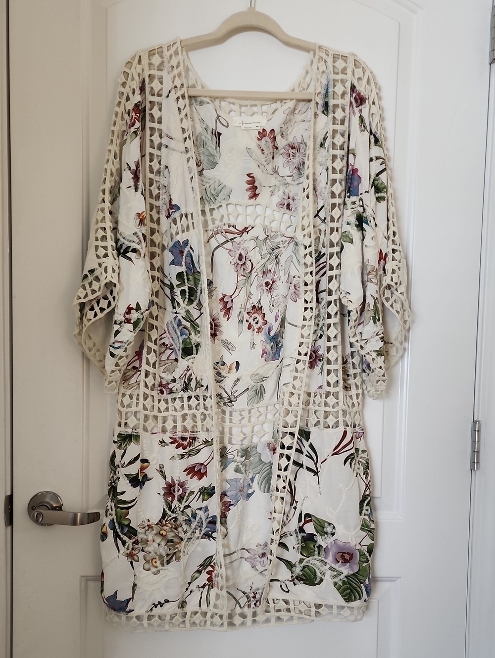 Anthropologie Cream Floral Lace-Trim Kimono Cover-Up